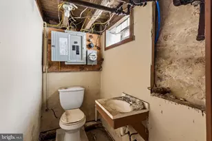 1710 Titan St, Philadelphia, PA 19146 - Photo 17