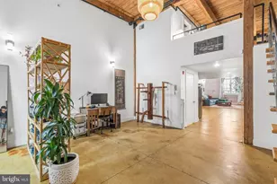 314 Brown St, Philadelphia, PA 19123 - Photo 41
