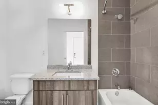 2321 Fitzwater St, Philadelphia, PA 19146 - Photo 9