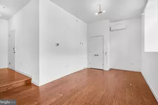 2321 Fitzwater St, Philadelphia, PA 19146 - Photo 11
