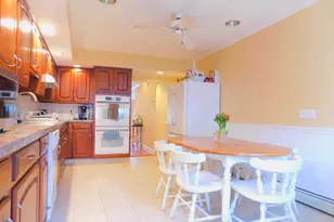 249 Rochelle Ave, Philadelphia, PA 19128 - Photo 9