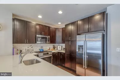 600 S 24th Street #304, Philadelphia, PA 19146 - Photo 3