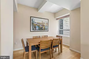 1425 Locust St, Philadelphia, PA 19102 - Photo 15
