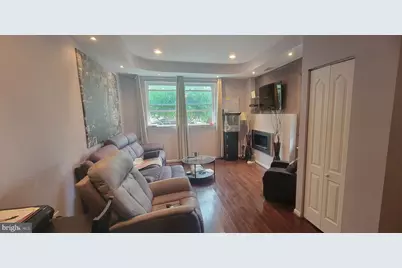 2517 Sepviva Street, Philadelphia, PA 19125 - Photo 3