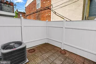 1617 Fitzwater St, Philadelphia, PA 19146 - Photo 33