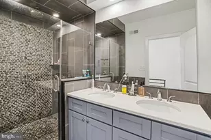 1617 Fitzwater St, Philadelphia, PA 19146 - Photo 21