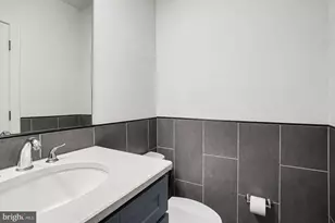 1617 Fitzwater St, Philadelphia, PA 19146 - Photo 23