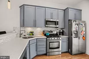 1617 Fitzwater St, Philadelphia, PA 19146 - Photo 7