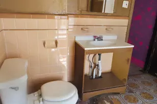 438 E Auburn St, Philadelphia, PA 19134 - Photo 13