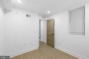 4021 Brown St, Philadelphia, PA 19104 - Photo 13