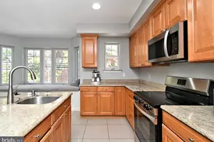 919 N American St, Philadelphia, PA 19123 - Photo 23