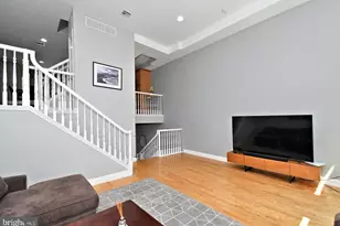 919 N American St, Philadelphia, PA 19123 - Photo 9