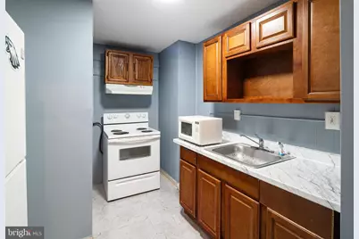 886 N 66th Street, Philadelphia, PA 19151 - Photo 7