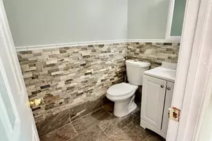 2091 Red Lion Rd, Philadelphia, PA 19115 - Photo 3