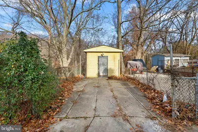 1451 W End Drive, Philadelphia, PA 19151 - Photo 33