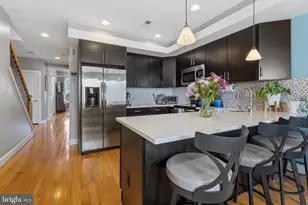 1902 Christian St, Philadelphia, PA 19146 - Photo 3
