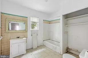 2512 S Fairhill St, Philadelphia, PA 19148 - Photo 7
