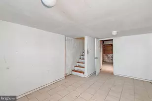 2512 S Fairhill St, Philadelphia, PA 19148 - Photo 13
