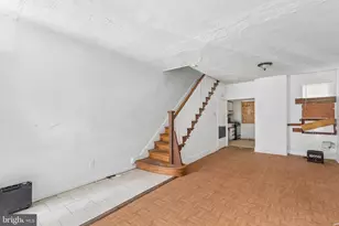 2512 S Fairhill St, Philadelphia, PA 19148 - Photo 3