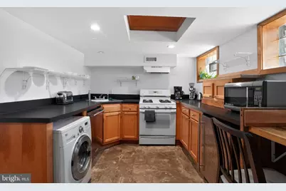 427 Queen Street, Philadelphia, PA 19147 - Photo 11