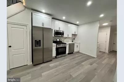 743 N 39th Street, Philadelphia, PA 19104 - Photo 5