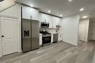 743 N 39th St, Philadelphia, PA 19104 - Photo 5
