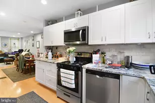 2138 Fernon St, Philadelphia, PA 19145 - Photo 7