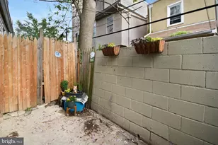 2138 Fernon St, Philadelphia, PA 19145 - Photo 15