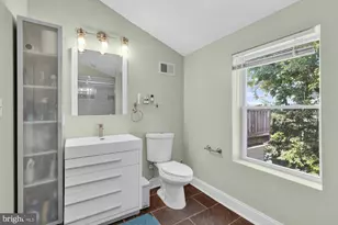 321 Titan St, Philadelphia, PA 19147 - Photo 23