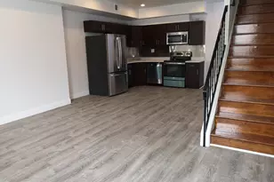 626 N 12th, Philadelphia, PA 19123 - Photo 5