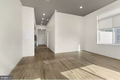 525 N 41st Street #210, Philadelphia, PA 19104 - Photo 9