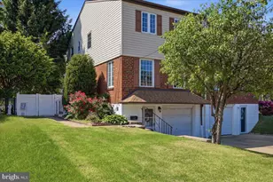 10882 Knights Rd, Philadelphia, PA 19154 - Photo 3