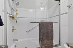 874 N 4th St, Philadelphia, PA 19123 - Photo 17