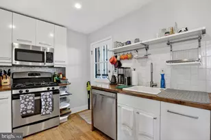 874 N 4th St, Philadelphia, PA 19123 - Photo 9