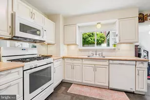 227 Watkins St, Philadelphia, PA 19148 - Photo 1