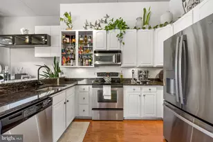 113 N Bread St, Philadelphia, PA 19106 - Photo 3
