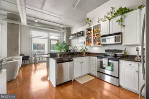 113 N Bread St, Philadelphia, PA 19106 - Photo 1
