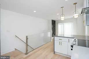 2517 Cedar St, Philadelphia, PA 19125 - Photo 11