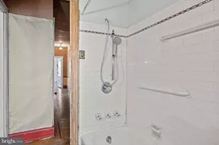 4818 Warrington Ave, Philadelphia, PA 19143 - Photo 35