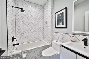 1612 Cambridge St, Philadelphia, PA 19130 - Photo 7