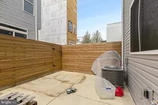 1944 N 8th St, Philadelphia, PA 19122 - Photo 11