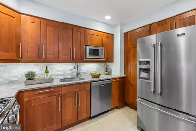 515 S 10th Street #E, Philadelphia, PA 19147 - Photo 9