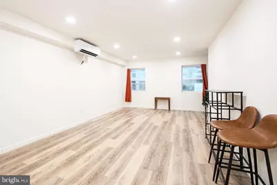 687 N Broad Street #2R, Philadelphia, PA 19123 - Photo 5