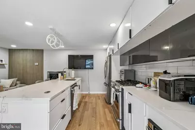 1130 Lombard Street, Philadelphia, PA 19147 - Photo 11