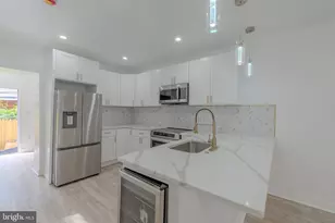 5542 Pemberton St, Philadelphia, PA 19143 - Photo 11