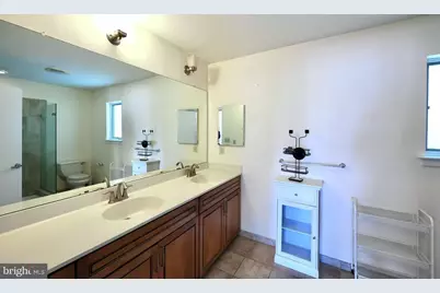 621 N 10th Street, Philadelphia, PA 19123 - Photo 15