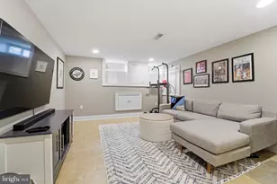 2520 Brown St, Philadelphia, PA 19130 - Photo 31