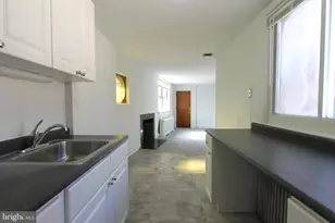 6711 E Pleasant Pl, Philadelphia, PA 19119 - Photo 5