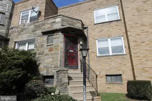6711 E Pleasant Pl, Philadelphia, PA 19119 - Photo 1