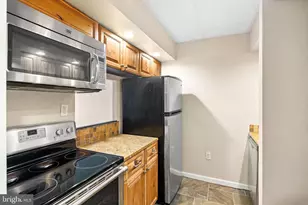 200 Lombard St, Philadelphia, PA 19147 - Photo 7